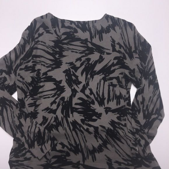 Vince Camuto Womens Blk & Gray LS Sweater Medium - Picture 7 of 7